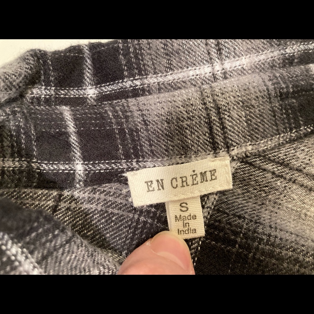 Gray Black Plaid Button Down Short Sleeve Womens Small Shirt Top Crème ModCloth - Picture 7 of 9